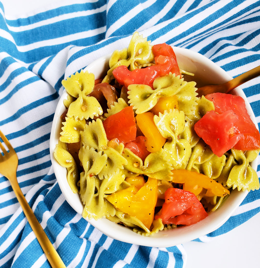 Easy Heirloom Tomato Spinach Bow-Tie Pasta