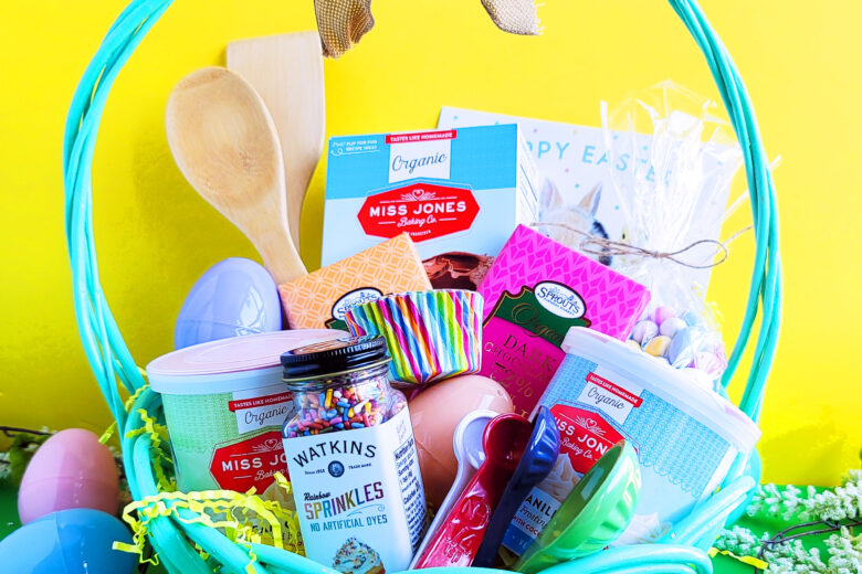 Easter is around the corner, so why not surprise the kids with the super cute DIY Easter Baking Basket.