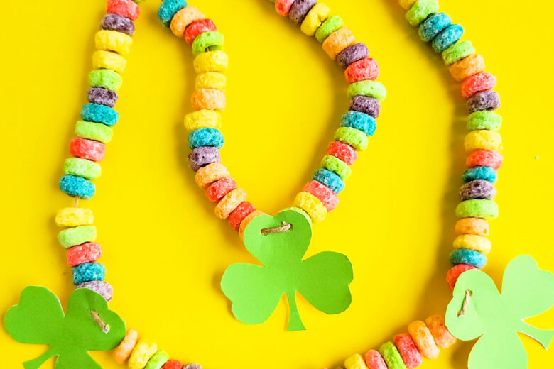 I’ve got you covered with this simple, fun craft: DIY St. Patrick's Day Shamrock Necklace made with fruit loops!  Plus FREE St. Patrick's Day printables. beautifuleatsandthings.com